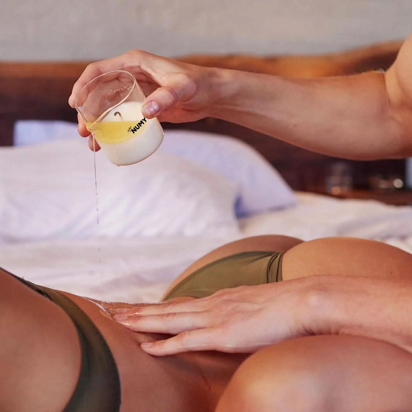 Massage Kaars – Flame - NUMY